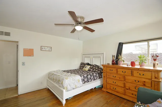 $389,500 | 1708 West Andrews, Fresno, CA 93705