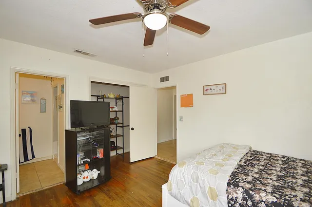 $389,500 | 1708 West Andrews, Fresno, CA 93705