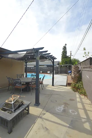 $389,500 | 1708 West Andrews, Fresno, CA 93705