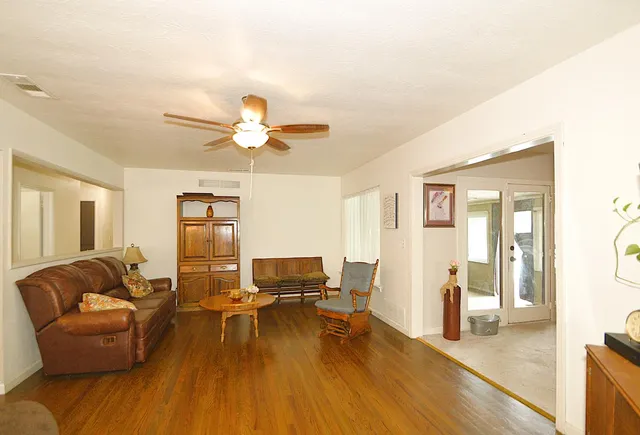 $389,500 | 1708 West Andrews, Fresno, CA 93705