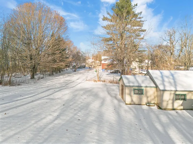 $239,900 | 84 Bray Avenue, Fairfield, ME 04937