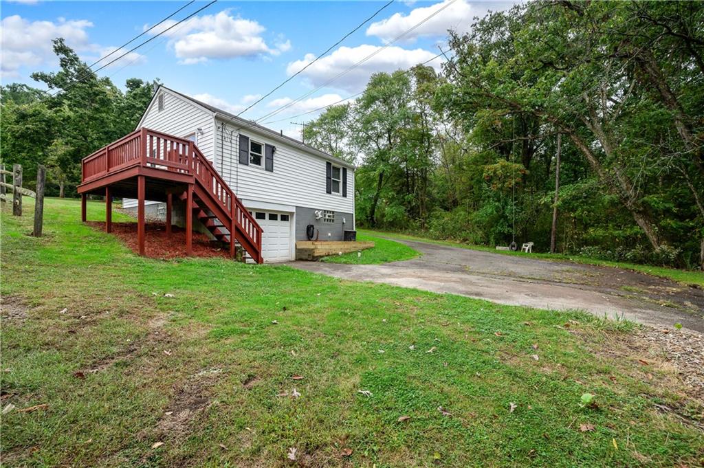 226 Kilgallen Road Butler, PA 16002 - Photo 25 of 38 a front view of house with yard and green space