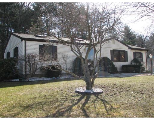 188 Saffron Circle Springfield, MA 01129 - Photo 1 of 27 Gallery Image 1