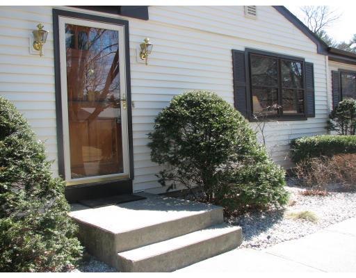188 Saffron Circle Springfield, MA 01129 - Photo 2 of 27 Gallery Image 2