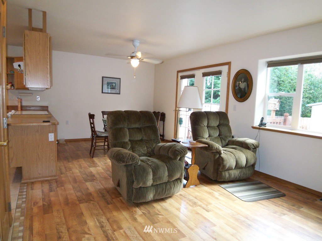 150 West Prairie Loop Road Elma, WA 98541 - Photo 9 of 15 Gallery Image 9