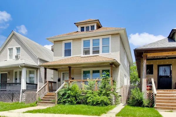 $250,000 | 1462 West 73rd Street, Chicago, IL 60636