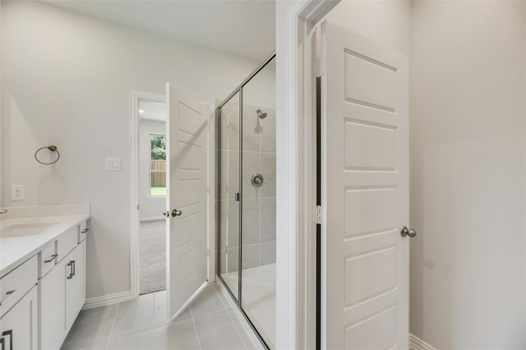 1017 Canoe Way Crowley, TX 76036 - Photo 11 of 27 Representative Photo