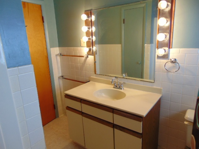 9182 Riverside Drive St. Louis, MI 48880 - Photo 33 of 51 1871132-32.JPG