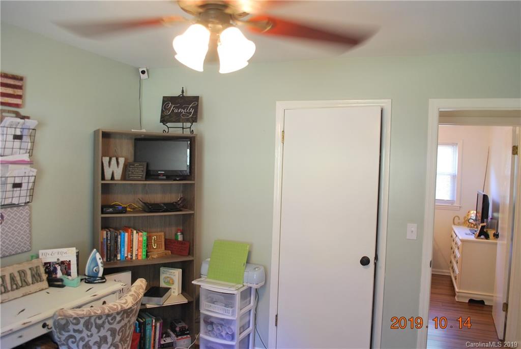 597 Worley Road Marion, NC 28752 - Photo 11 of 46 Gallery Image 11