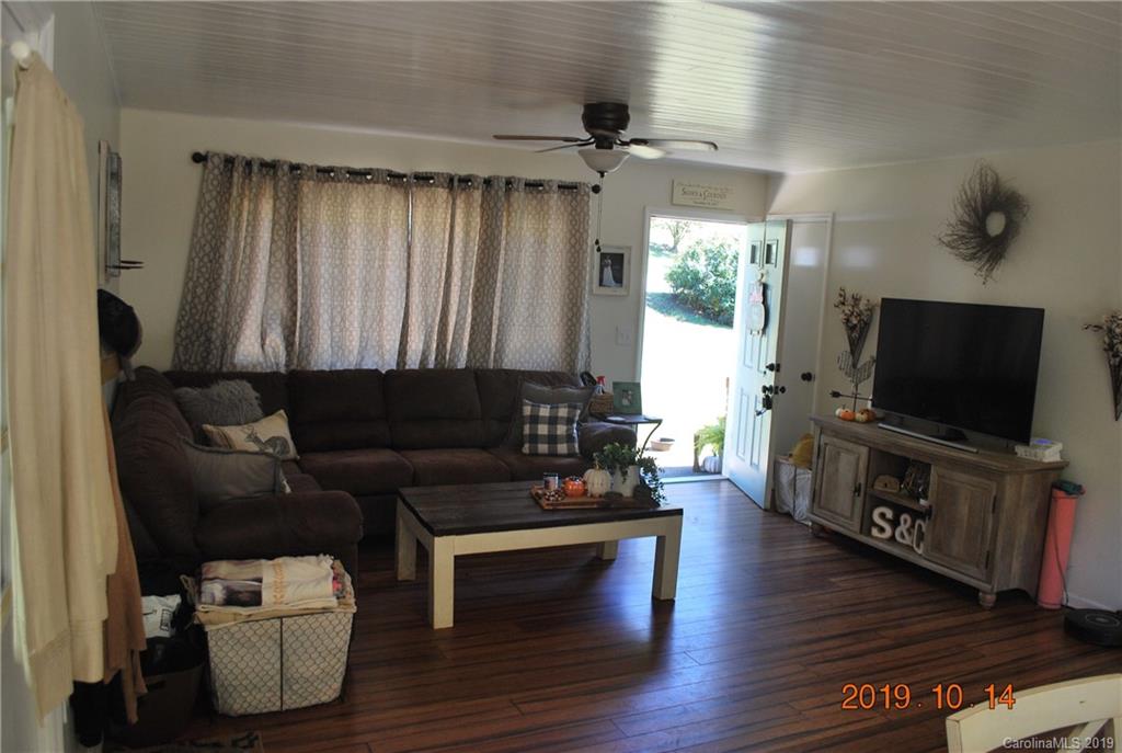 597 Worley Road Marion, NC 28752 - Photo 6 of 46 Gallery Image 6