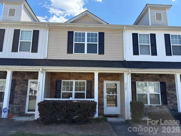 $1,600 | 4327 Kobuk Lane, Charlotte, NC 28269