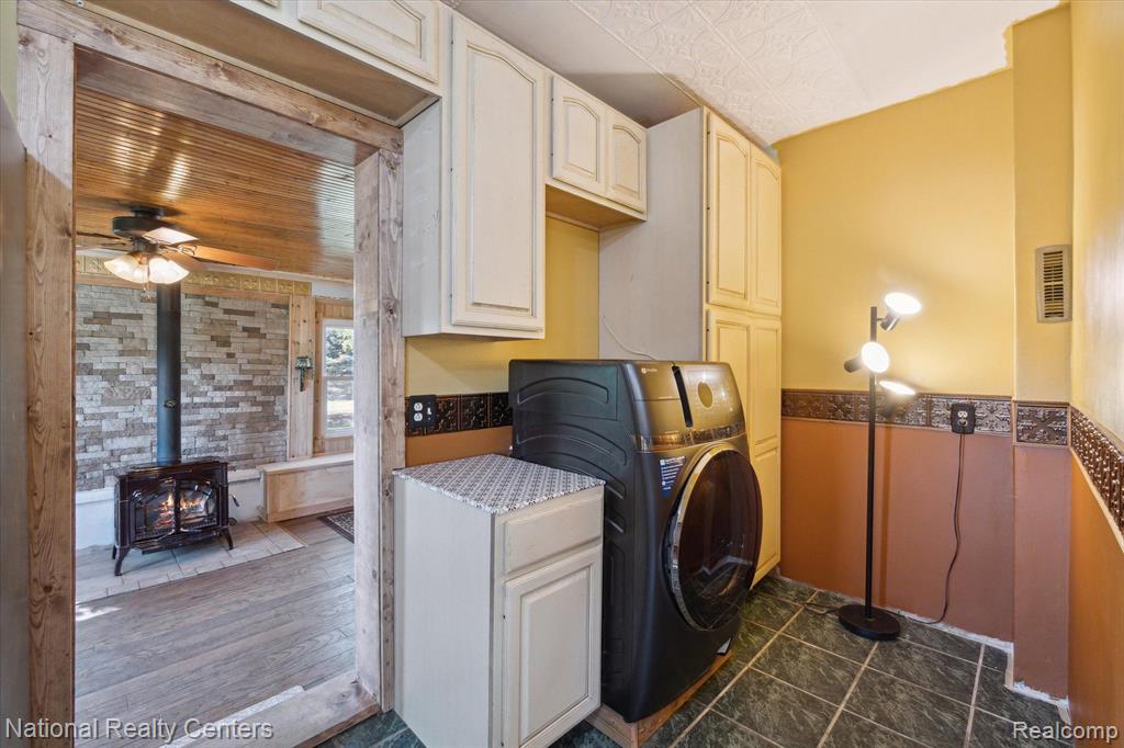 8078 Faussett Road Fenton, MI 48430 - Photo 26 of 65