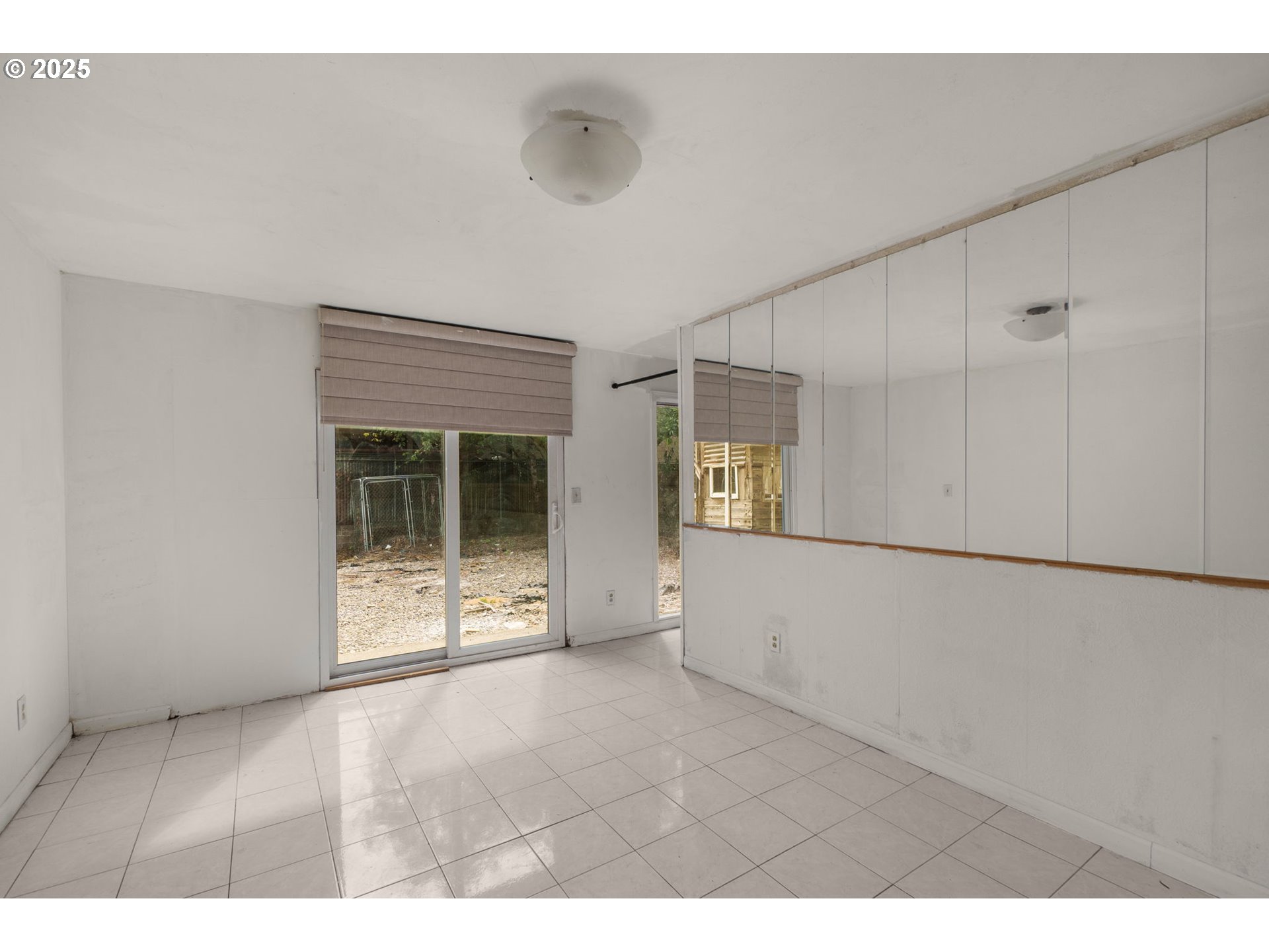 1536 Northeast 77th Avenue Portland, OR 97213 - Photo 9 of 29 Dining Room