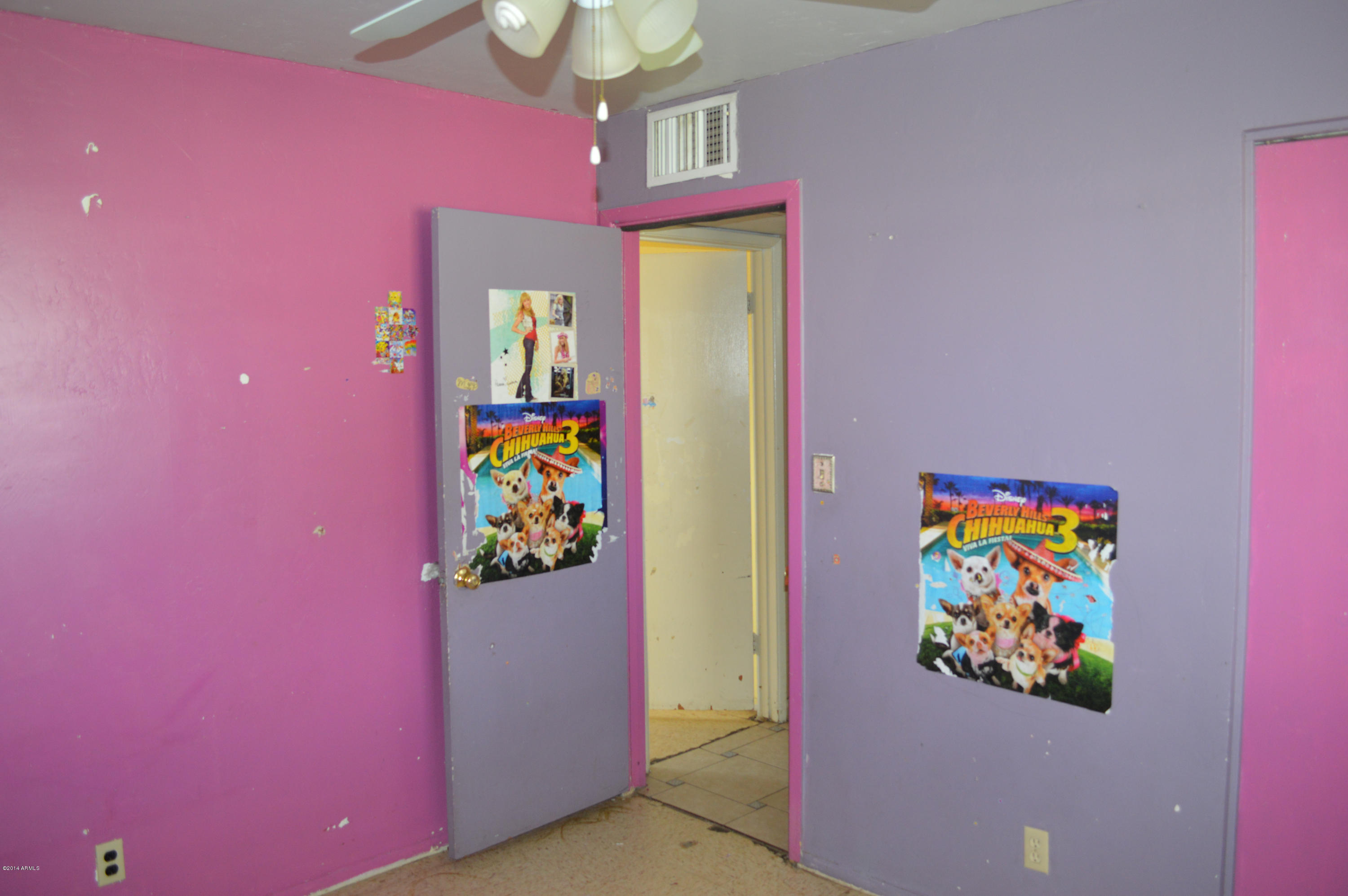 2144 West Pecan Road Phoenix, AZ 85041 - Photo 8 of 30 DSC_0100
