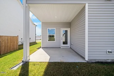 a front view of house with yard