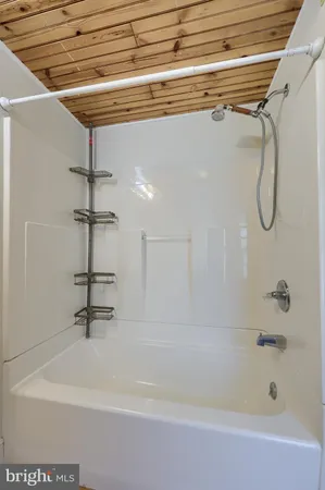 $595,000 | 100 T-544, Fleetwood, PA 19522