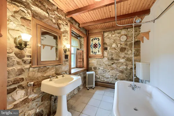 $595,000 | 100 T-544, Fleetwood, PA 19522