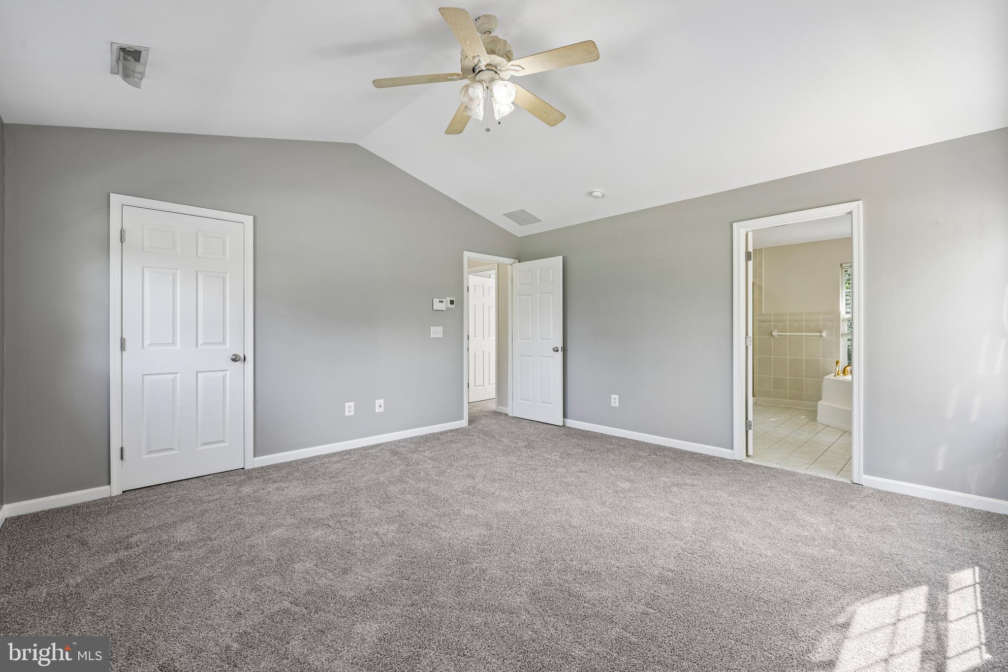 683 Powhatan Beach Road Pasadena, MD 21122 - Photo 34 of 70 Primary Bedroom