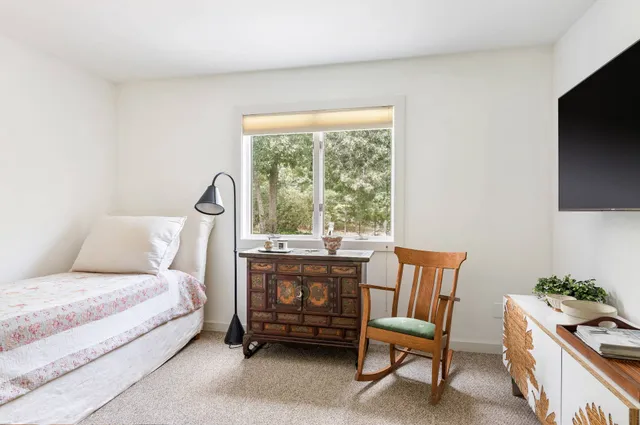 $40,000 | 191 Bull Path, East Hampton, NY 11937