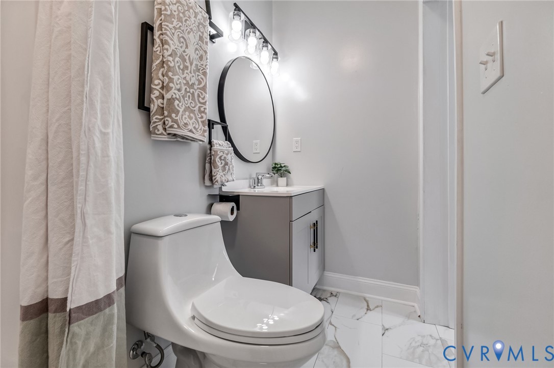 5207 Blue Ridge Avenue Richmond, VA 23231 - Photo 22 of 37