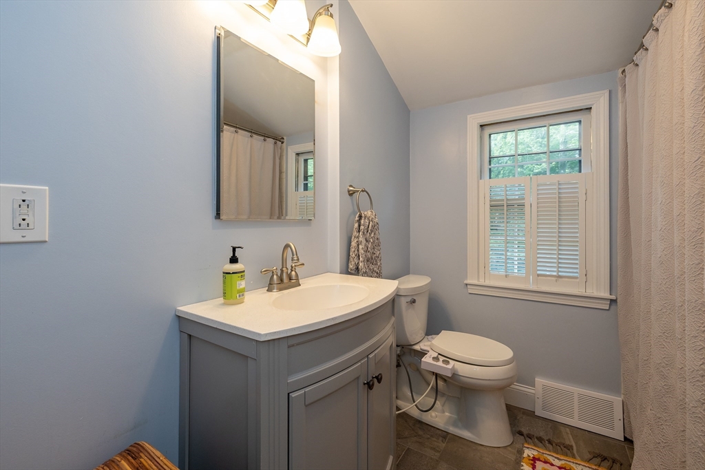 64 Ash Street Townsend, MA 01469 - Photo 12 of 34 Gallery Image 12
