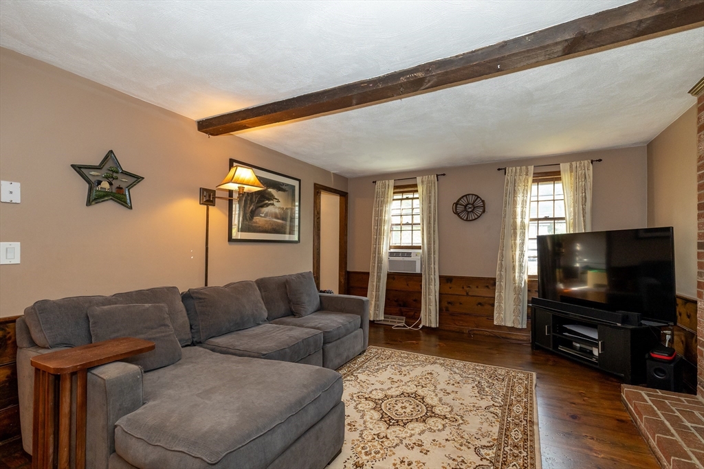 64 Ash Street Townsend, MA 01469 - Photo 7 of 34 Gallery Image 7