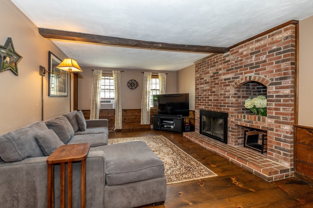 64 Ash Street Townsend, MA 01469 - Photo 8 of 34 Gallery Image 8