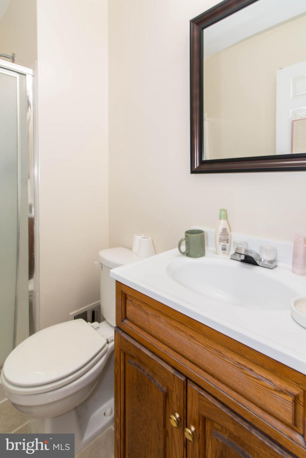 8 Travis Court Gaithersburg, MD 20879 - Photo 19 of 36 Master Bath