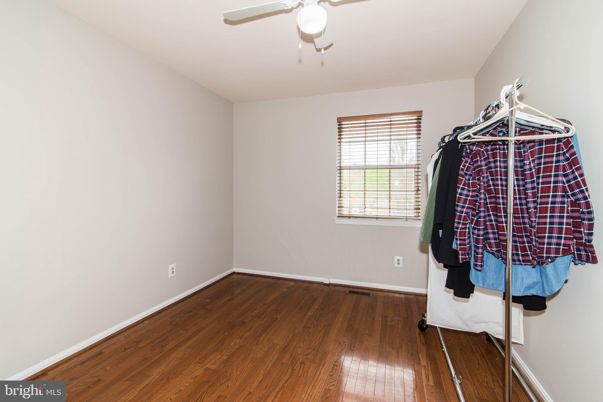 8 Travis Court Gaithersburg, MD 20879 - Photo 20 of 36 Bedroom