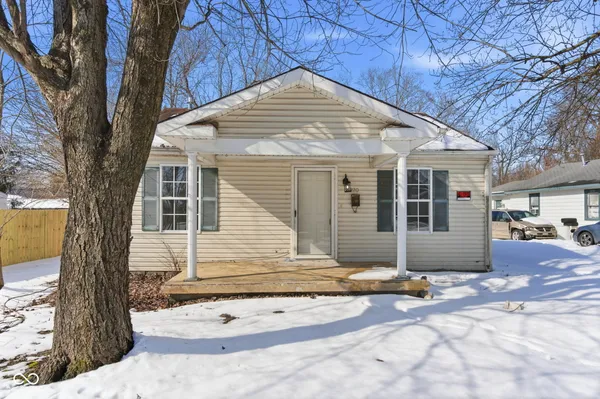 $134,999 | 220 Mann Avenue, Austin, IN 47102