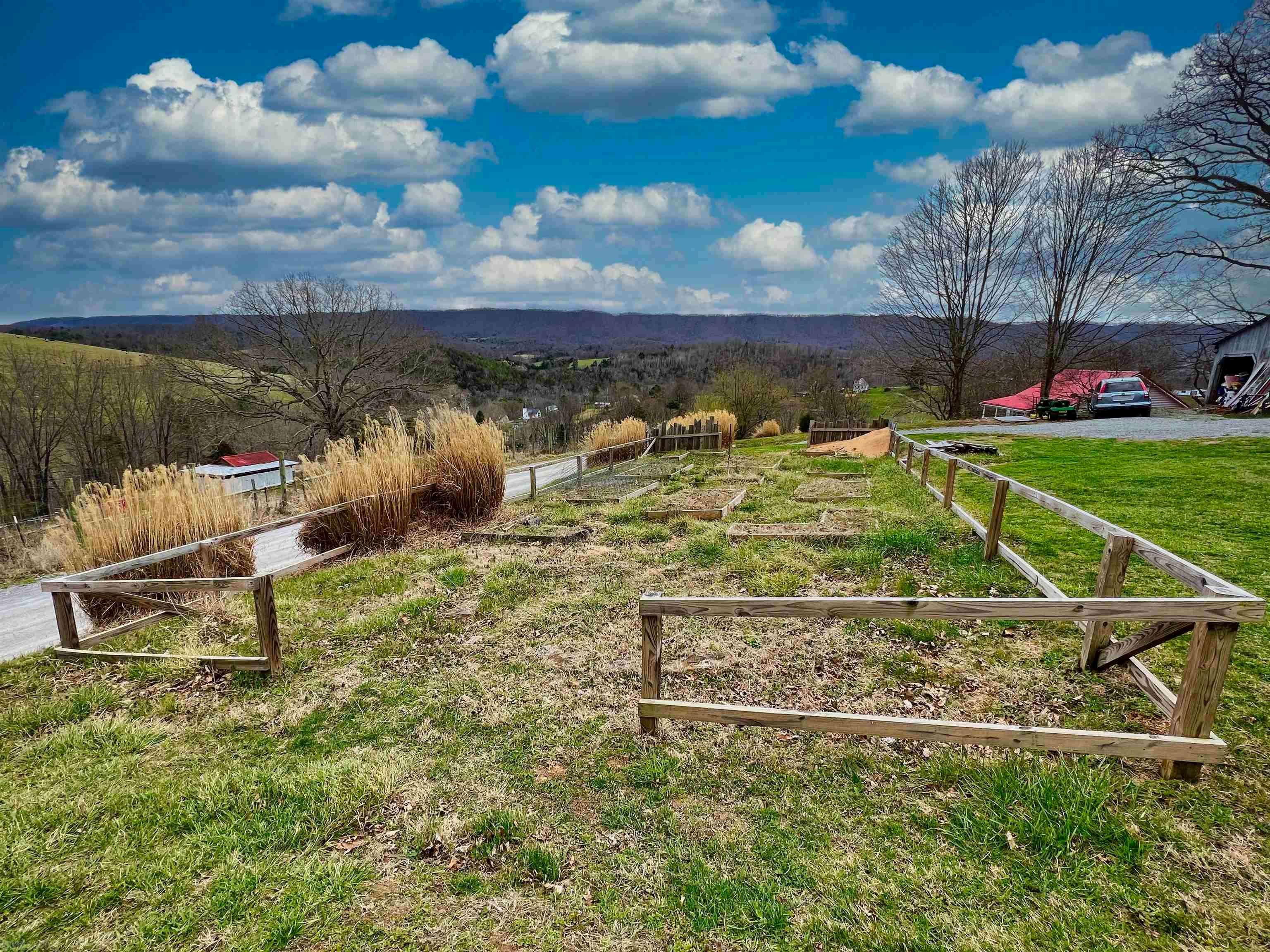 173 Moye Road Staffordsville, VA 24167 - Photo 20 of 22 Gallery Image 20