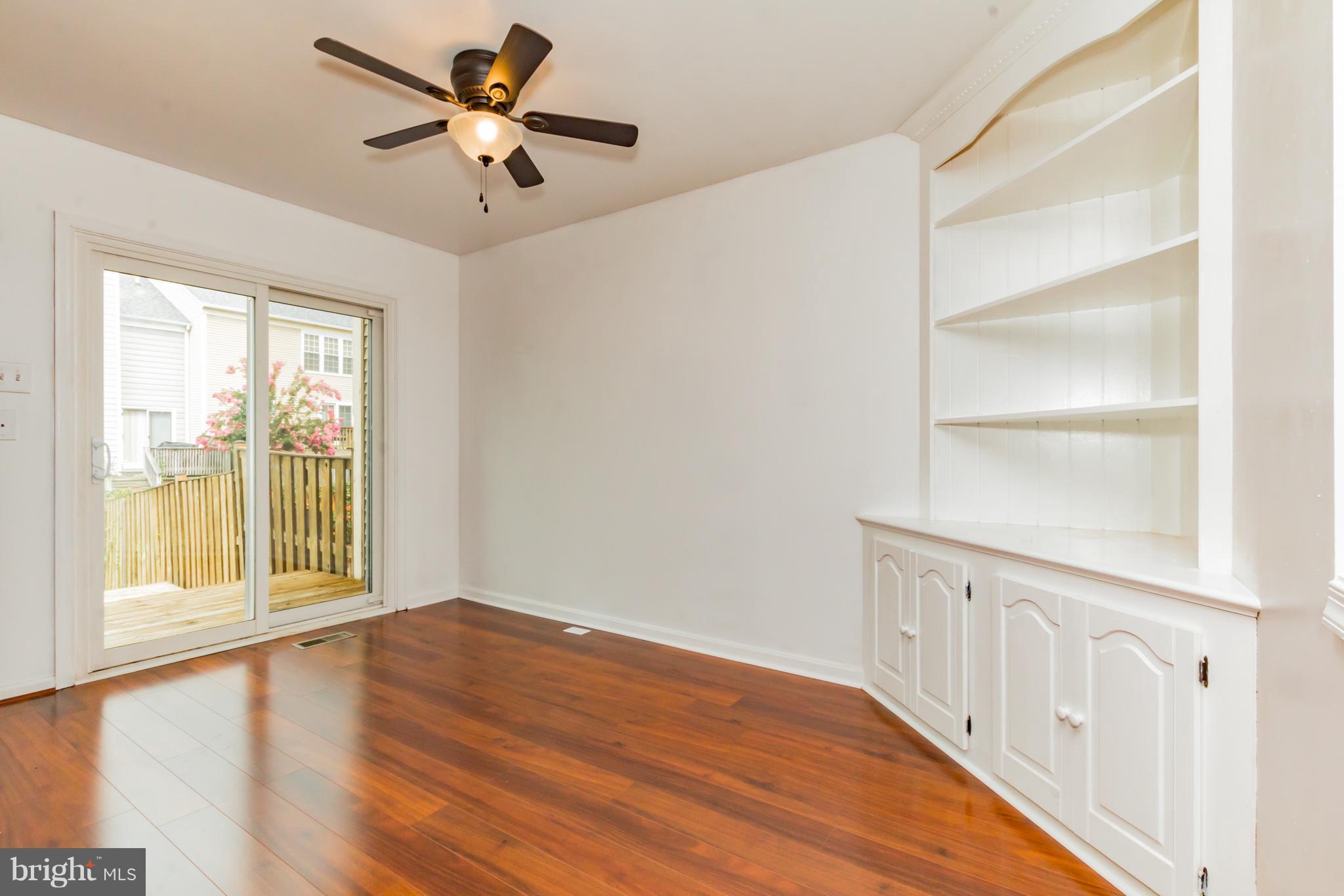 4412 Cole Farm Road Nottingham, MD 21236 - Photo 7 of 26 Light filled eat-in area w/built-in cupboard