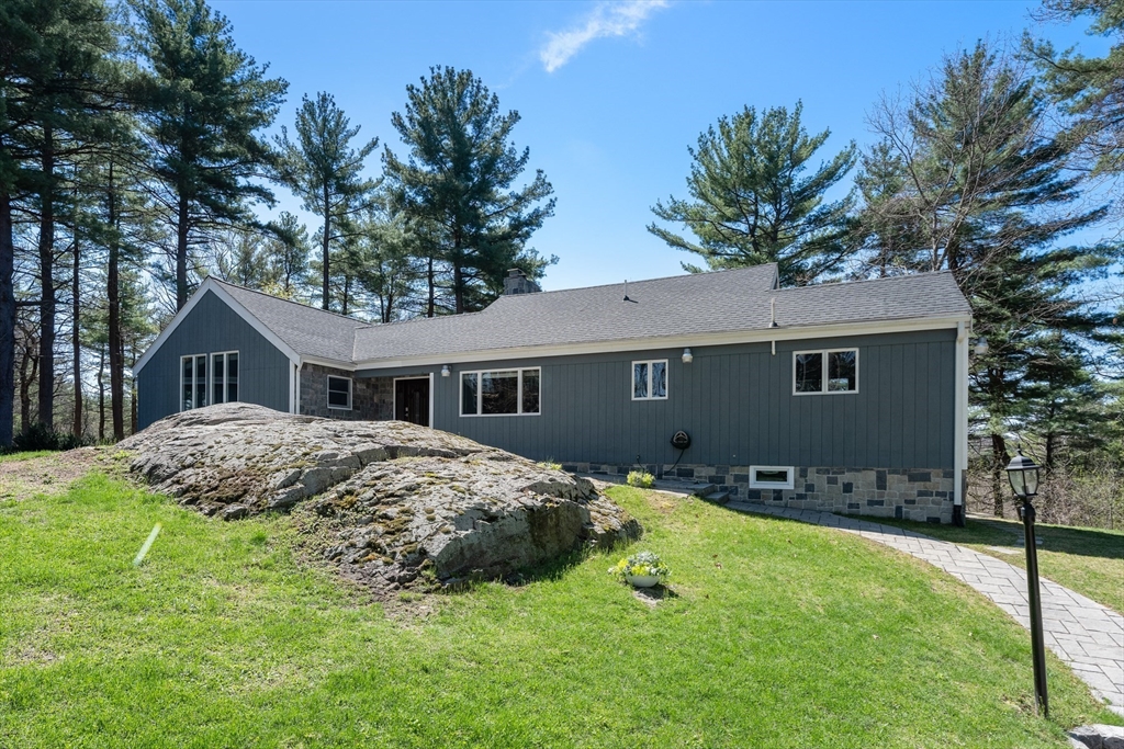 40 Hobbs Brook Road Weston, MA 02493 - Photo 2 of 39