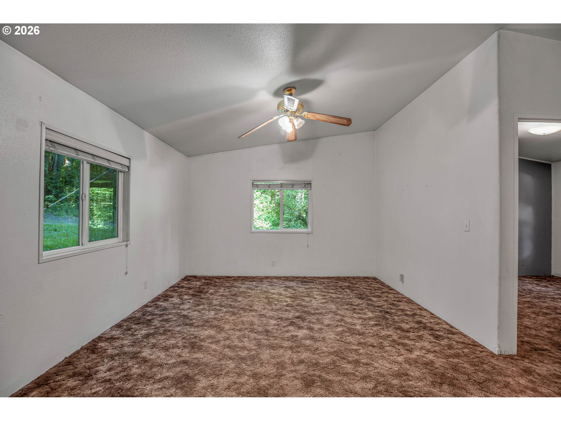 29805 Gregory Road Rainier, OR 97048 - Photo 24 of 43 Family Room