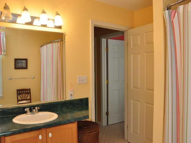 29 Brown Road Pownal, ME 04069 - Photo 25 of 31 Bathroom.