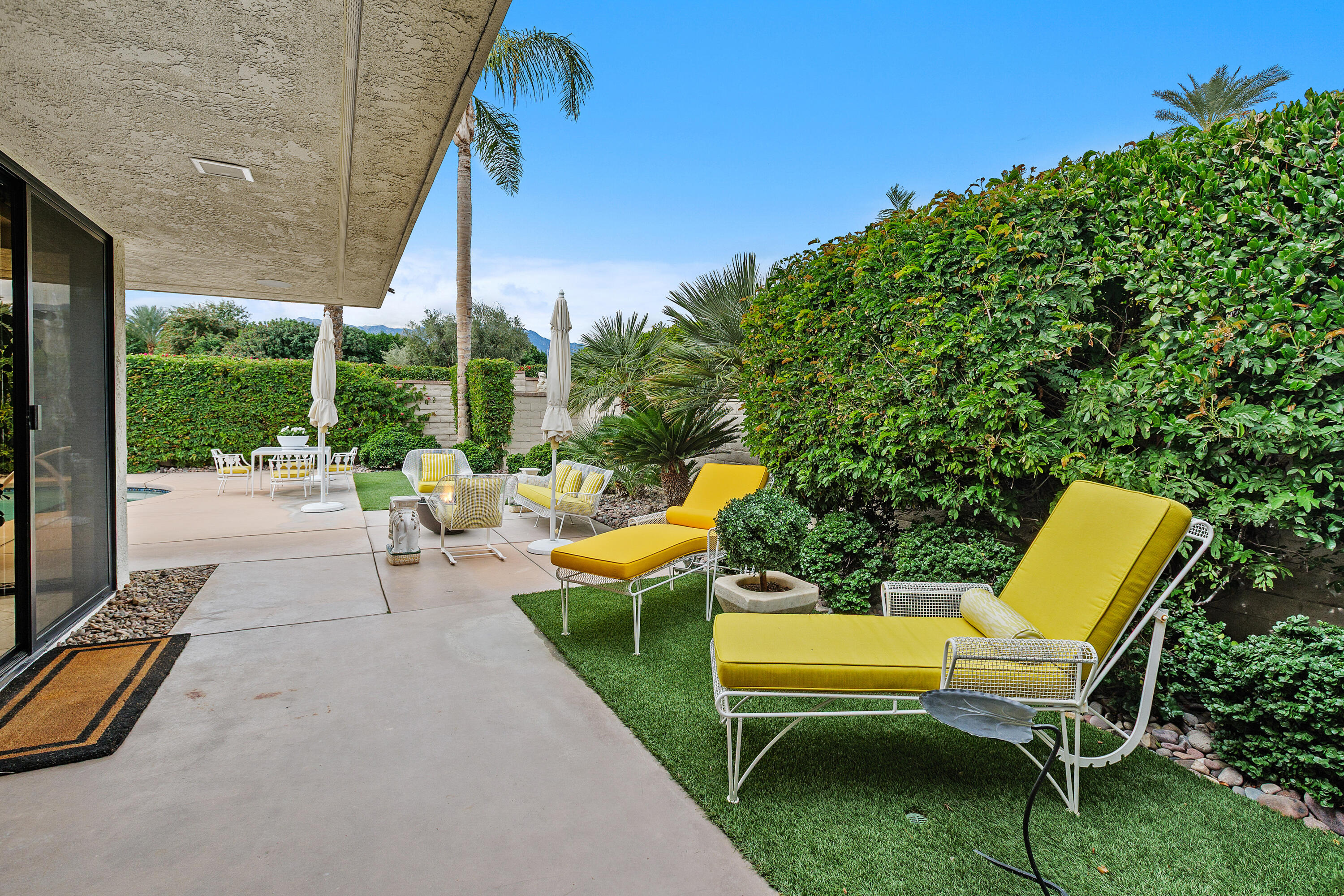 54 Princeton Drive Rancho Mirage, CA 92270 - Photo 16 of 38 46_11980724_185455_185455-EI-143