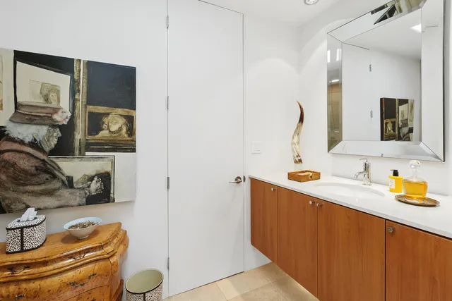 a black and white photo of a living room