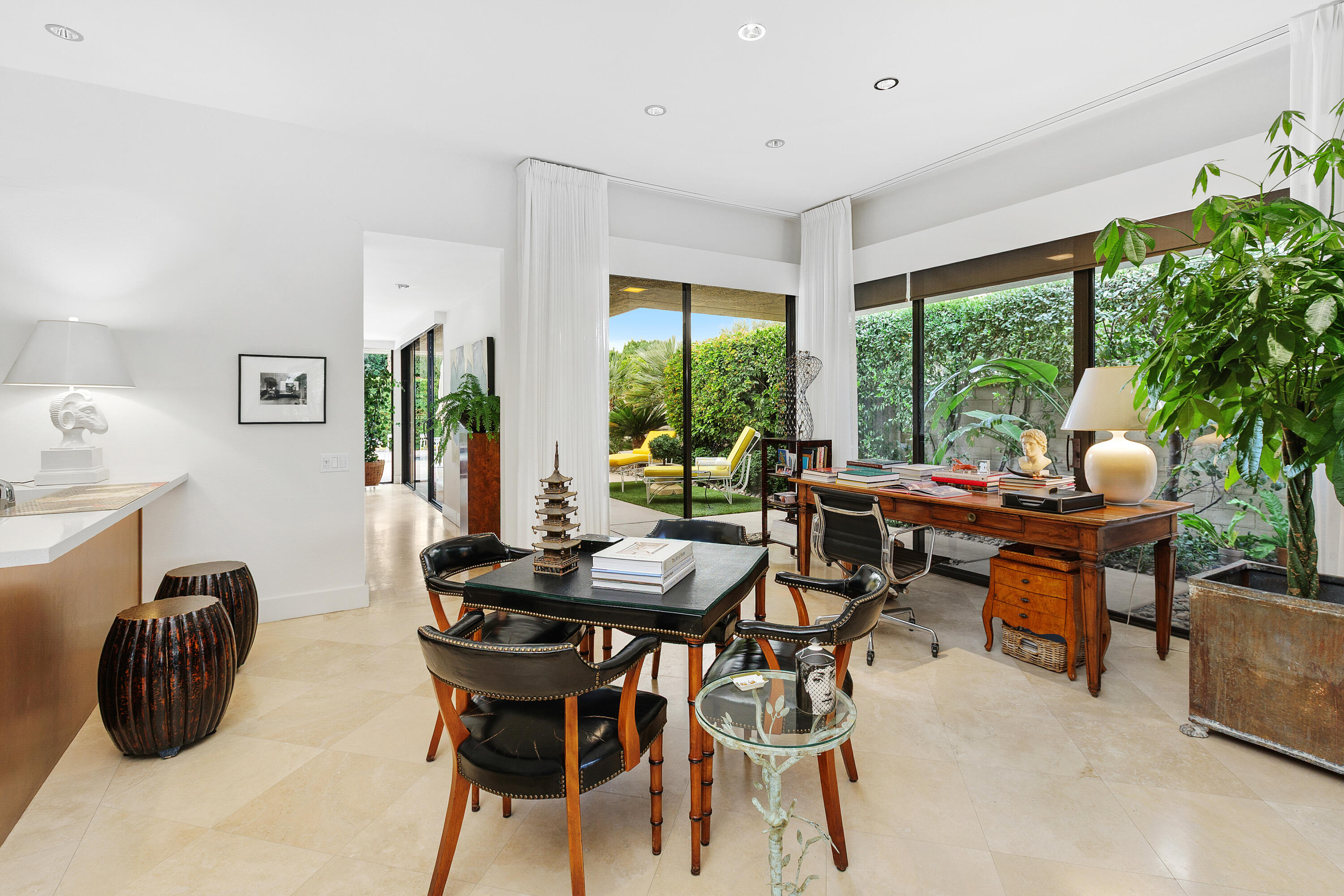 54 Princeton Drive Rancho Mirage, CA 92270 - Photo 9 of 38 23_11980701_185455_185455-EI-120