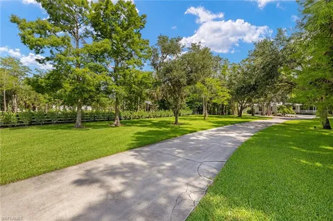 $1,699,999 | 5271 Cherry Wood Drive, Naples, FL 34119