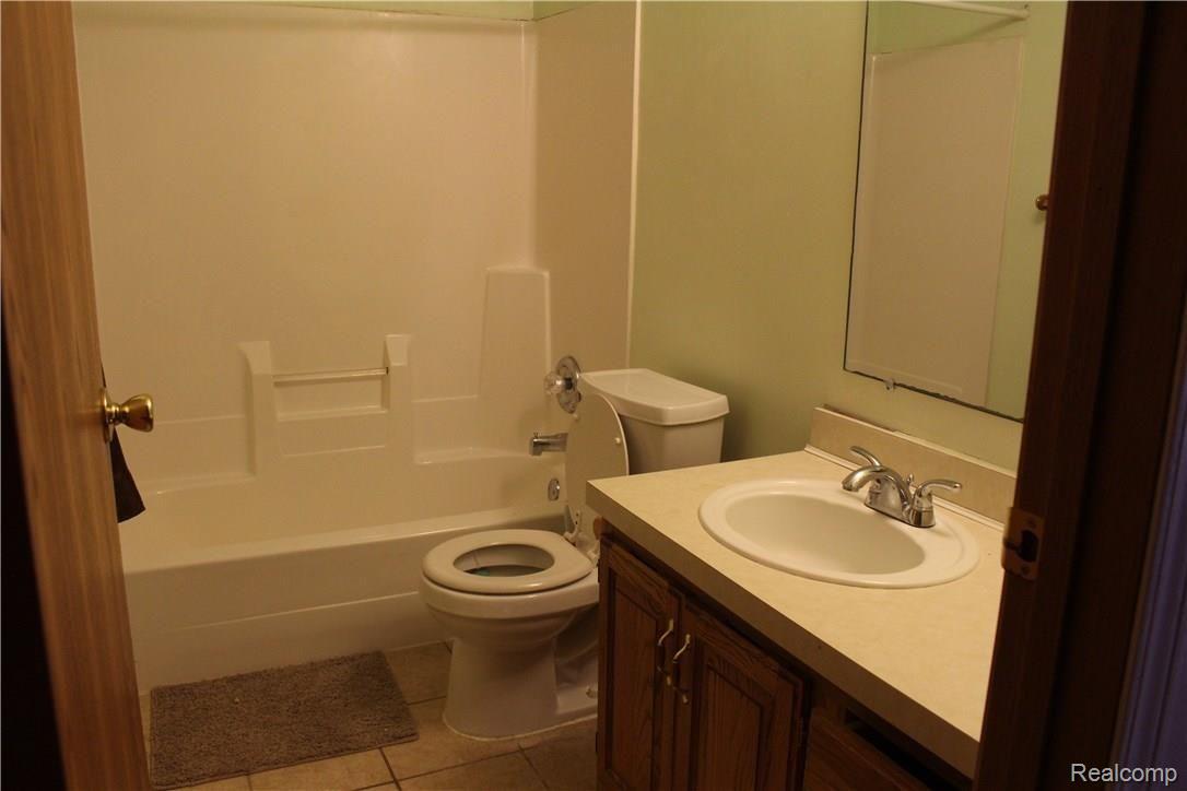 2152 Reid Road Flint, MI 48507 - Photo 11 of 11 IMG_1113.JPG