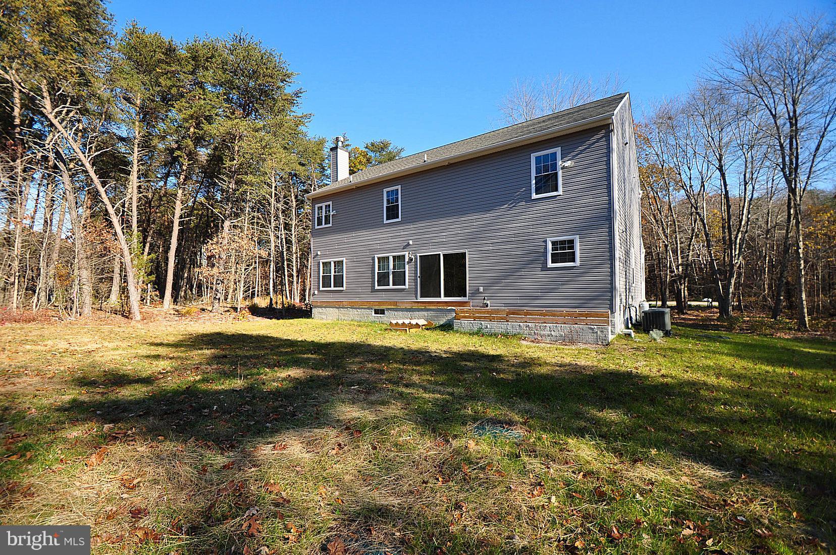 7720 Paradise Beach Road Pasadena, MD 21122 - Photo 6 of 23 Exterior (Rear)