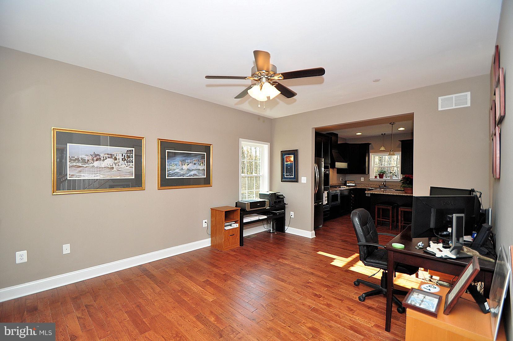 7720 Paradise Beach Road Pasadena, MD 21122 - Photo 7 of 23 Gorgeous hardwood flows