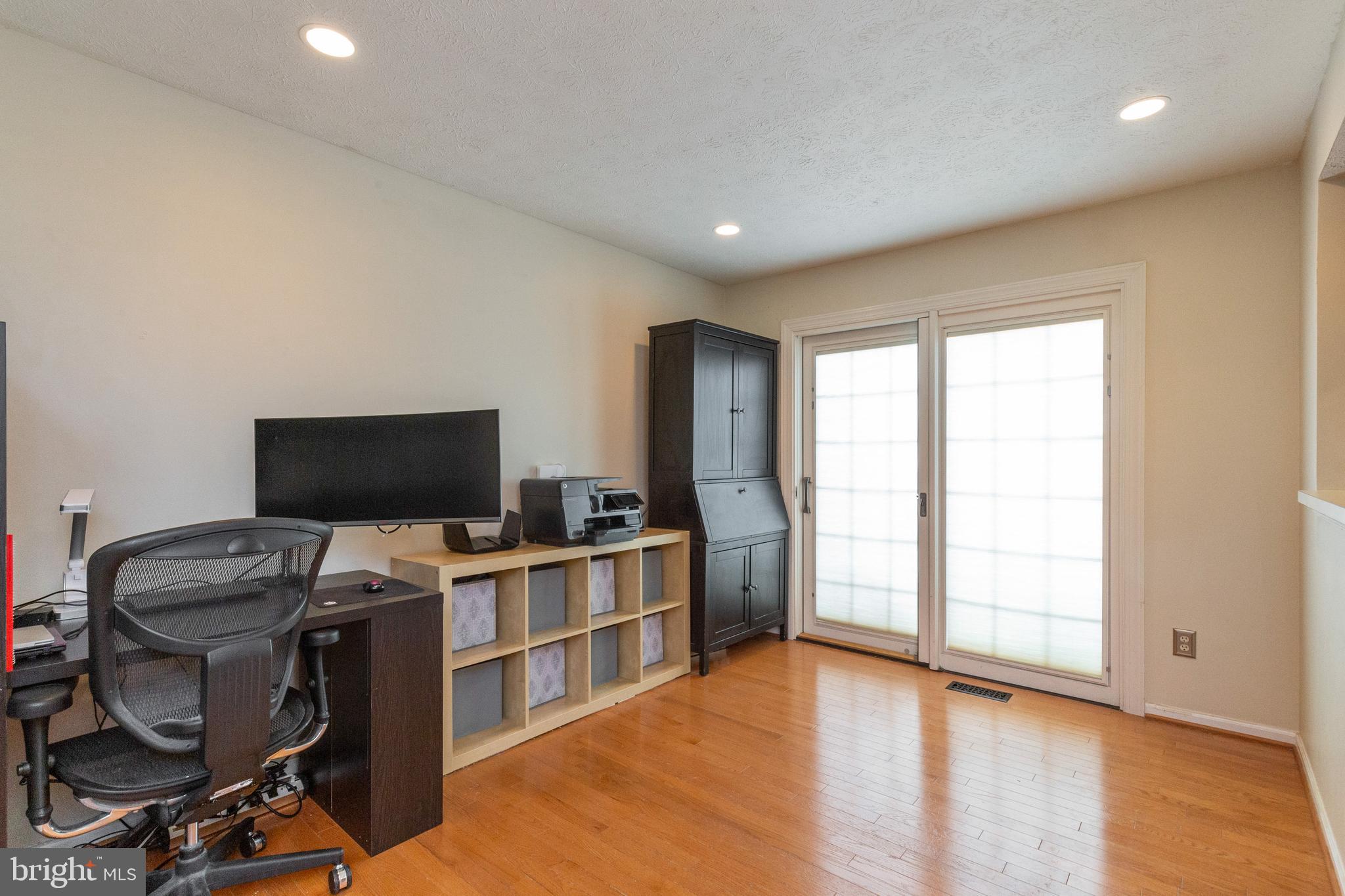 14075 Winding Ridge Lane Centreville, VA 20121 - Photo 5 of 47 Breakfast room