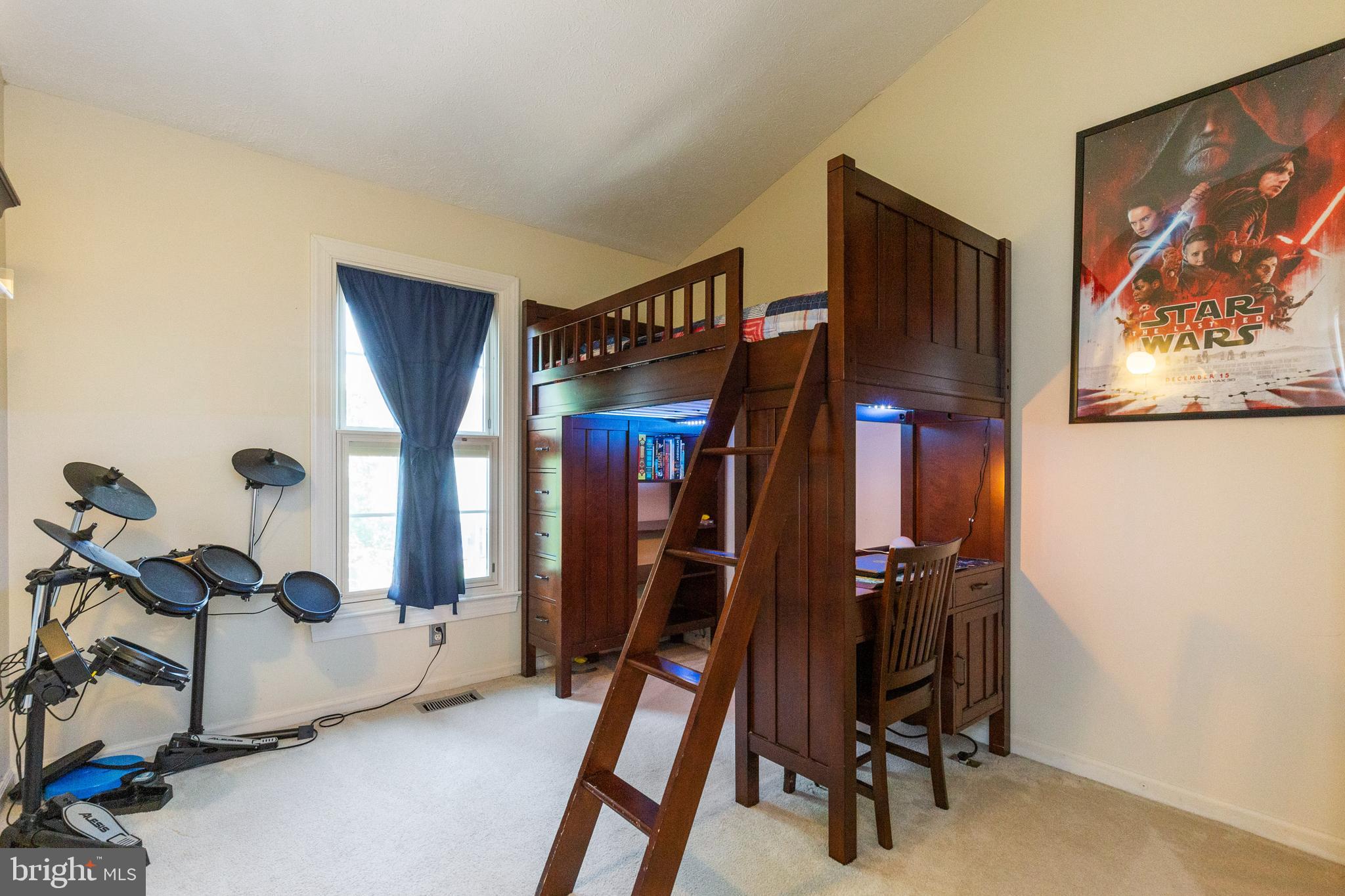 14075 Winding Ridge Lane Centreville, VA 20121 - Photo 10 of 47 Bedroom 3