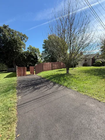 $3,300 | 6 Wells Farm Drive, Wethersfield, CT 06109