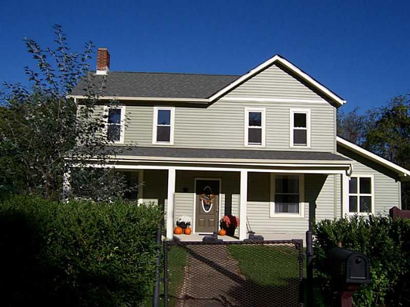 3 Temple Road Aliquippa, PA 15001 - Photo 2 of 22 Exterior Front.