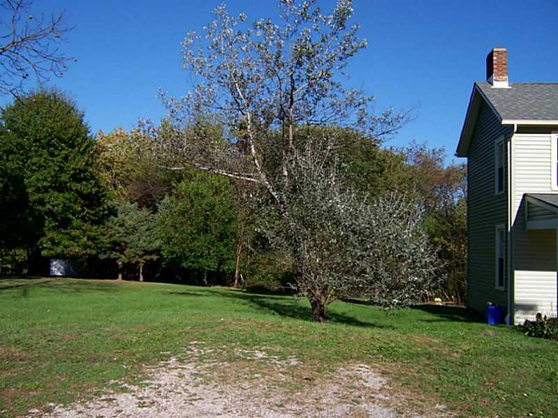 3 Temple Road Aliquippa, PA 15001 - Photo 20 of 22 Yard/Garden.
