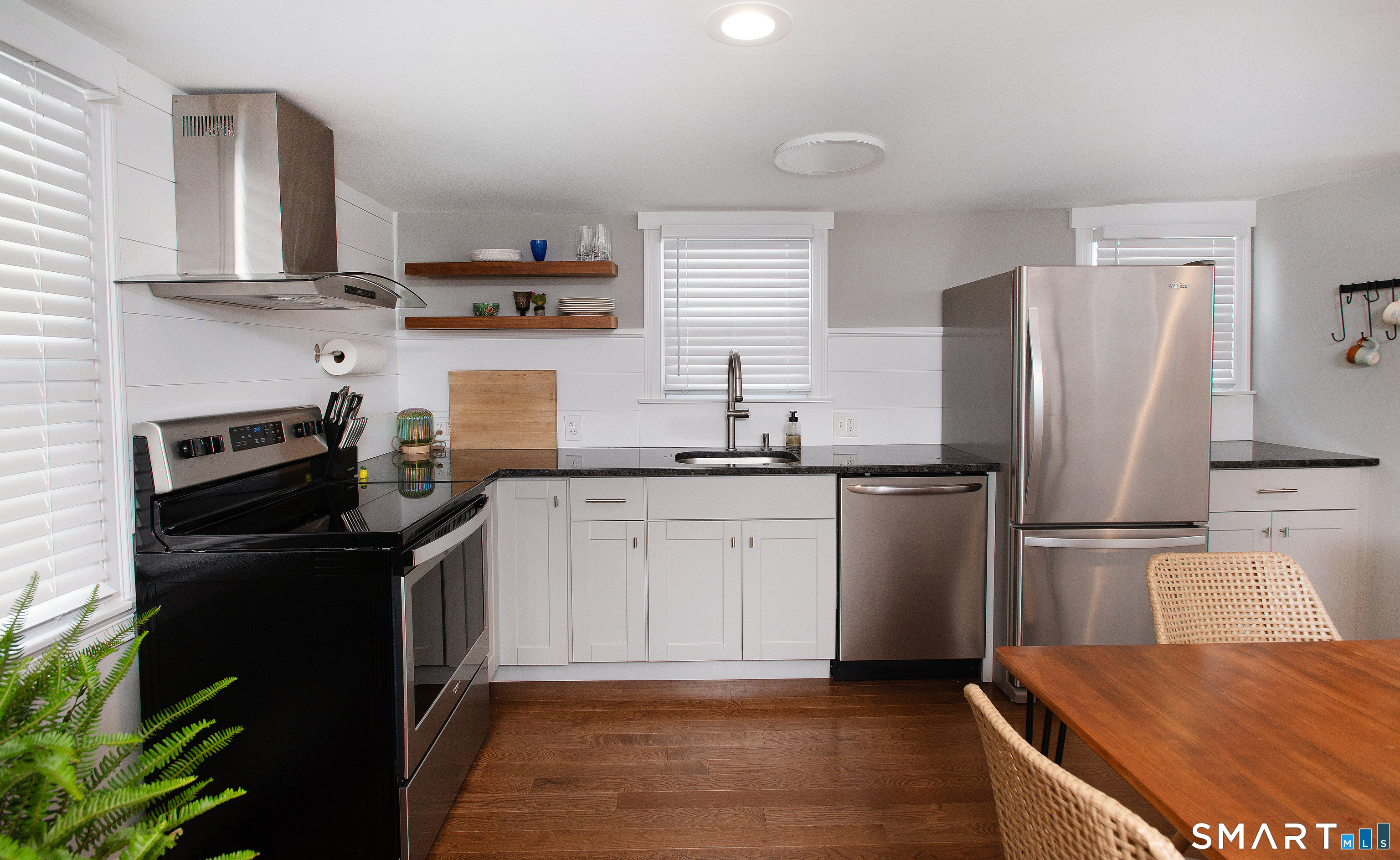 421 Main Street Ridgefield, CT 06877 - Photo 5 of 14