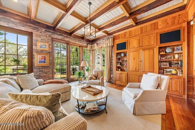 $2,100,000 | 2727 Ingleside Avenue, Macon, GA 31204