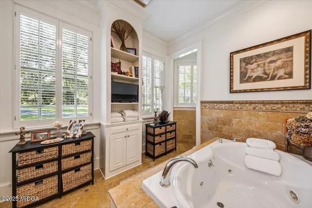 $2,100,000 | 2727 Ingleside Avenue, Macon, GA 31204